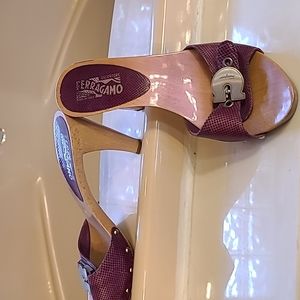 Salvatore Ferragamo slide sandals